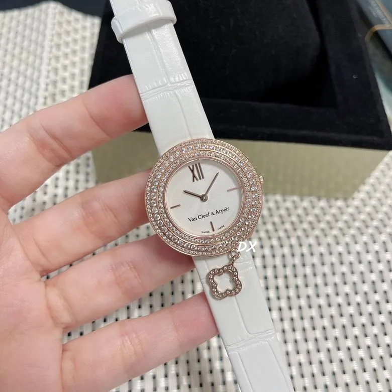 Van Cleef & Arpels 32x8mm 11nms27